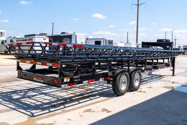 new Stock / Stock Combo Trailers Gooseneck  for sale, in Seguin, TX Thumbnail 4