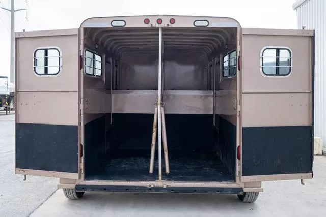 used Horse Trailers CM Trailers  for sale, in Seguin, TX Thumbnail 19