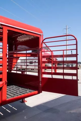 new Stock / Stock Combo Trailers Gooseneck  for sale, in Seguin, TX Thumbnail 7
