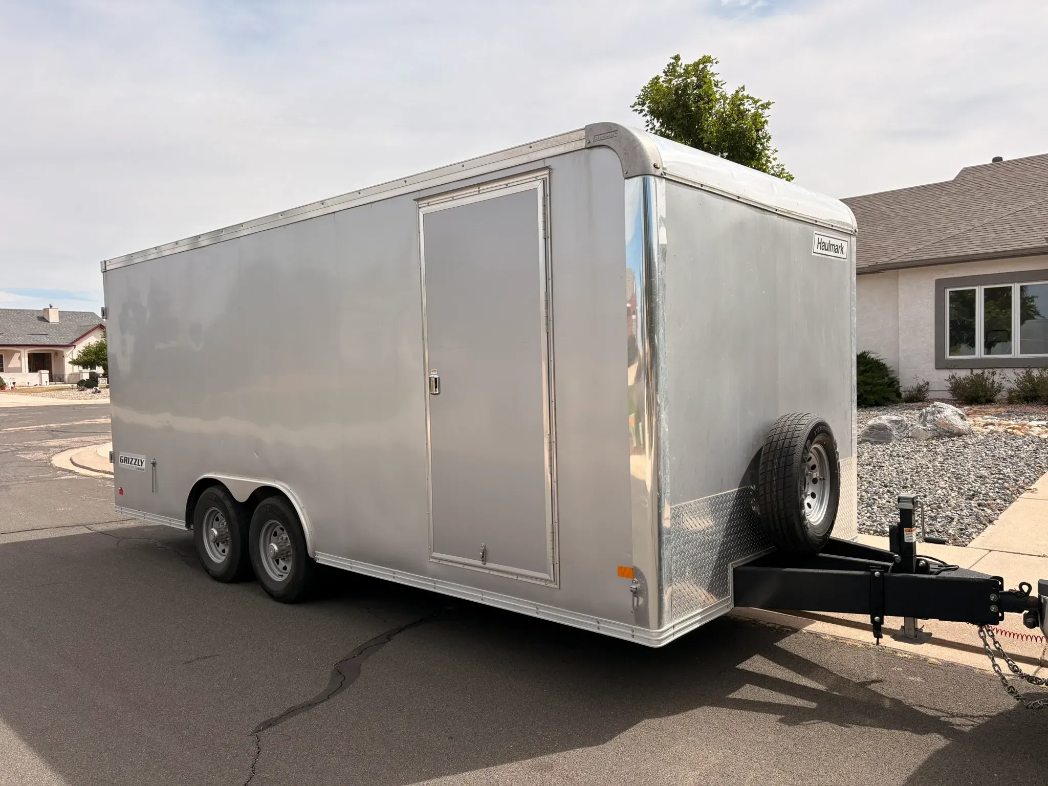 2021 Haulmark Grizzly HD 8.5x20 Enclosed Cargo Trailer