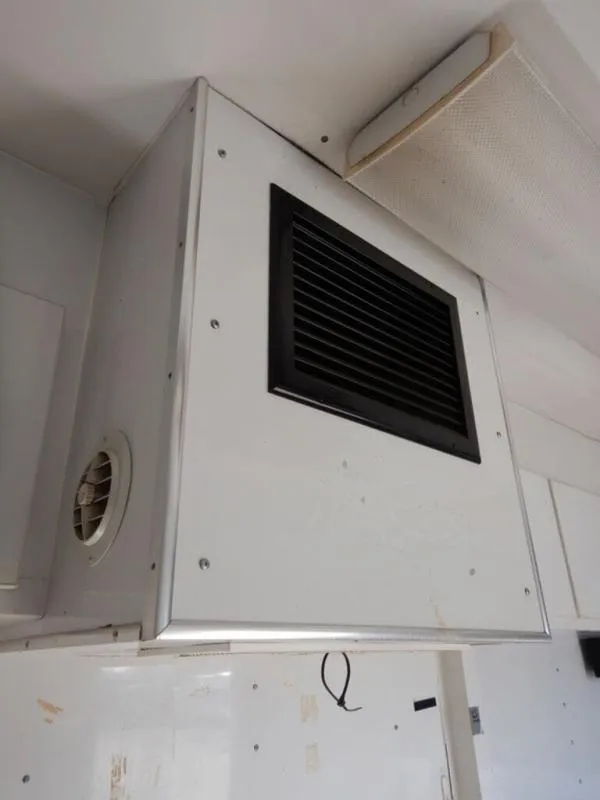 used Cargo (Enclosed) Trailers Featherlite  for sale, in Mchenry, IL Thumbnail 22