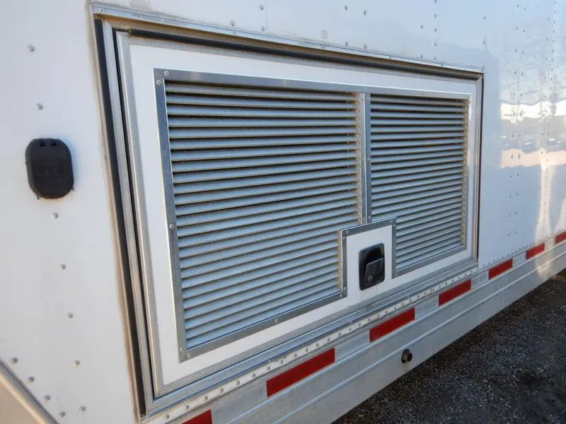 used Cargo (Enclosed) Trailers Featherlite  for sale, in Mchenry, IL Thumbnail 29