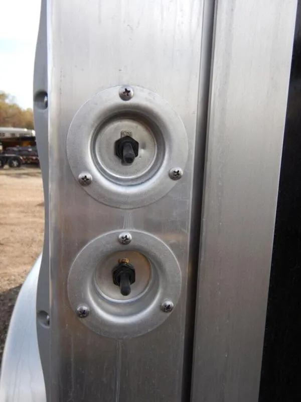 new Horse Trailers Featherlite  for sale, in Mchenry, IL Thumbnail 16