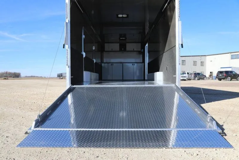 new Car Haulers / Racing Trailers Featherlite  for sale, in Mchenry, IL Thumbnail 19