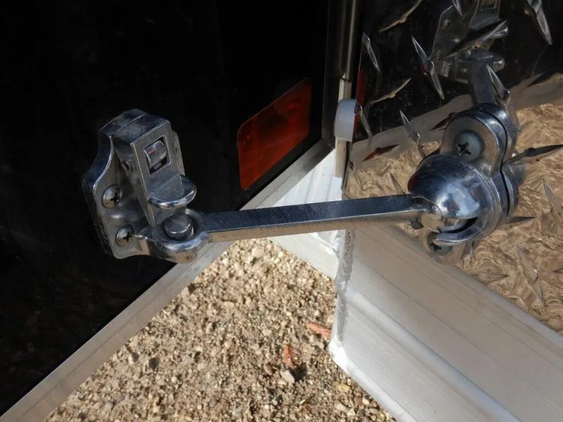 new Horse Trailers Featherlite  for sale, in Mchenry, IL Thumbnail 6