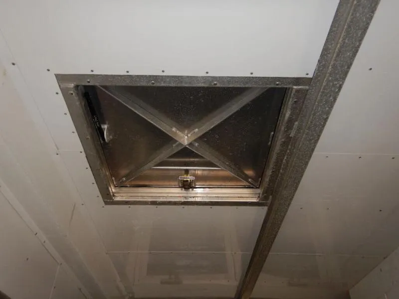 used Cargo (Enclosed) Trailers Featherlite  for sale, in Mchenry, IL Thumbnail 25