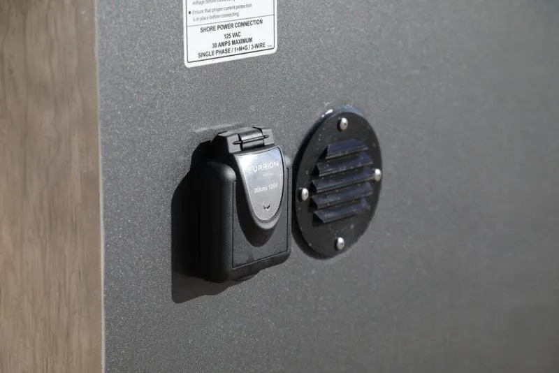 new Car Haulers / Racing Trailers Featherlite  for sale, in Mchenry, IL Thumbnail 25