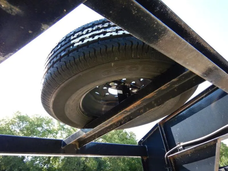 used Equipment / Flatbed Trailers Big Tex Trailers  for sale, in Mchenry, IL Thumbnail 6