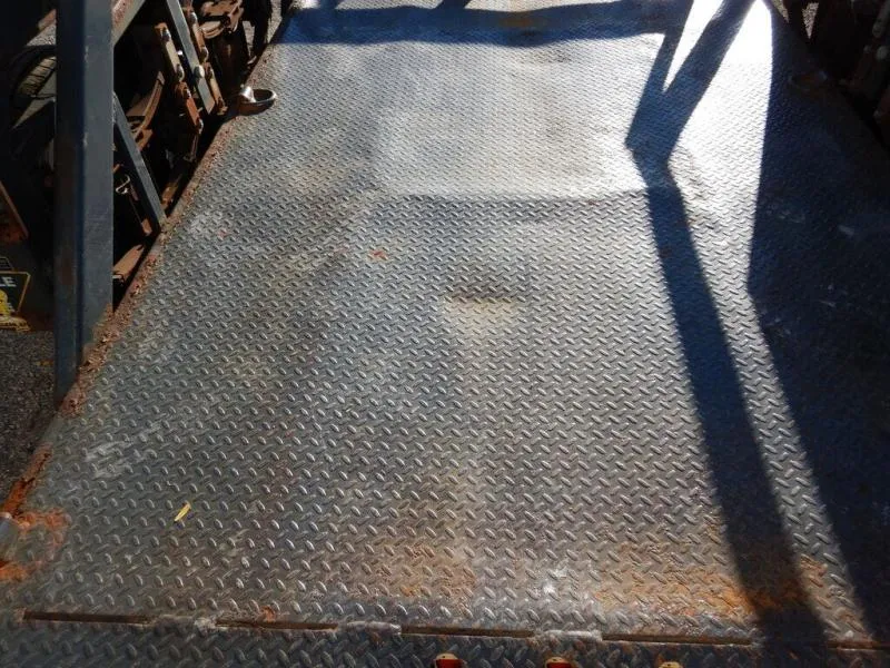 used Equipment / Flatbed Trailers JLG  for sale, in Mchenry, IL Thumbnail 7