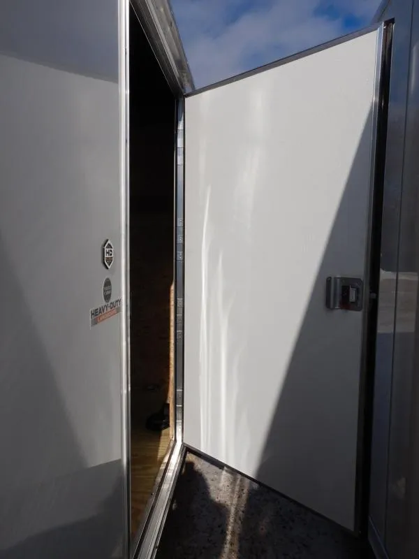 new Cargo (Enclosed) Trailers Wells Cargo  for sale, in Mchenry, IL Thumbnail 7
