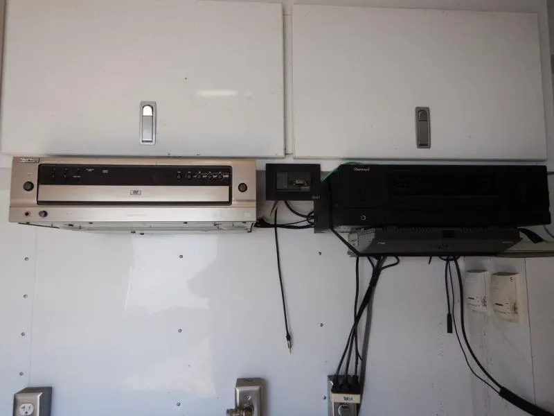 used Cargo (Enclosed) Trailers Featherlite  for sale, in Mchenry, IL Thumbnail 15