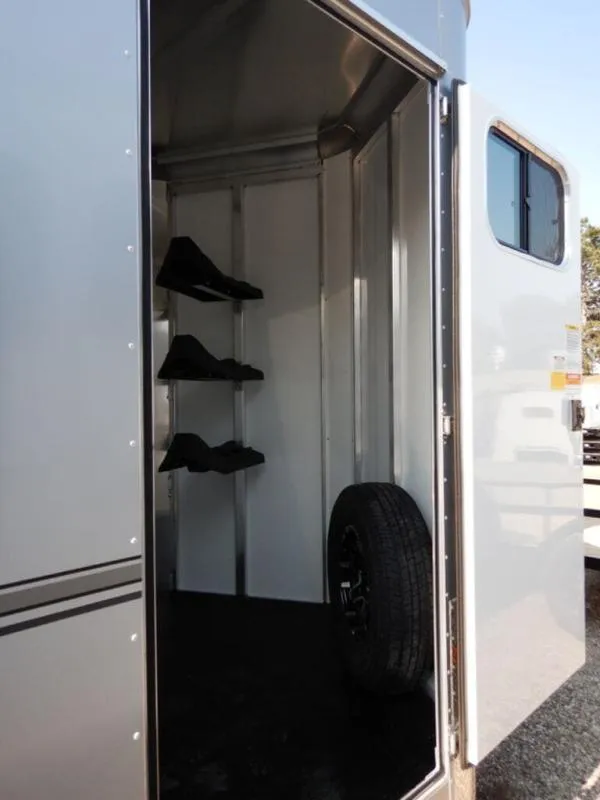 new Horse Trailers Sundowner Trailers  for sale, in Mchenry, IL Thumbnail 8