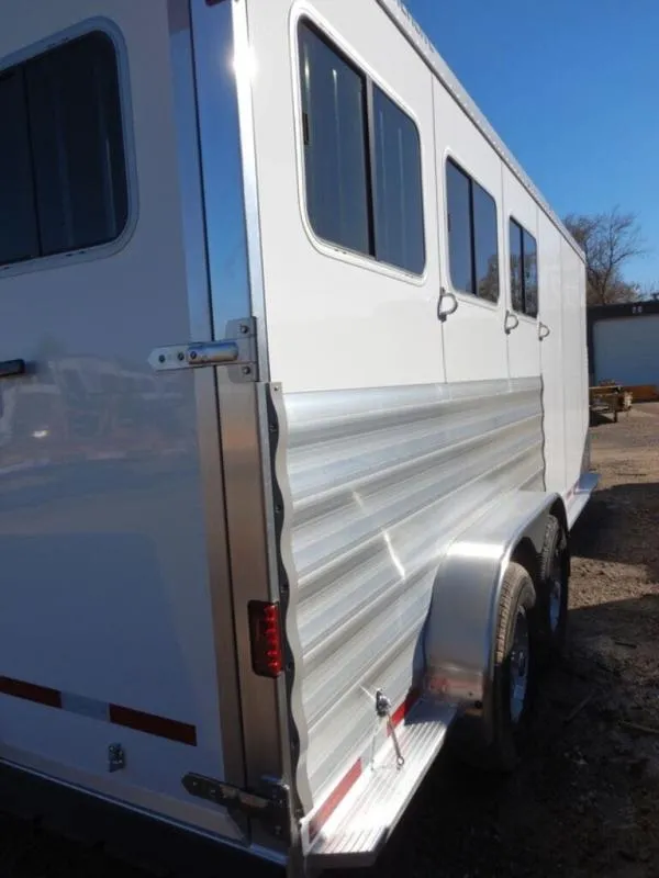 new Horse Trailers Featherlite  for sale, in Mchenry, IL Thumbnail 14