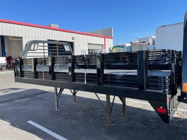 2022 CM Truck Beds Contractor Bed 12' Steel Flatbed / Gates 2022 CM Truck Beds Contractor Bed 12' Steel Flatbed / Gates