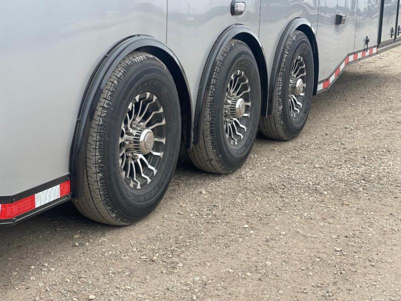 new Car Haulers / Racing Trailers Haulmark  for sale, in Robinson, TX Thumbnail 4