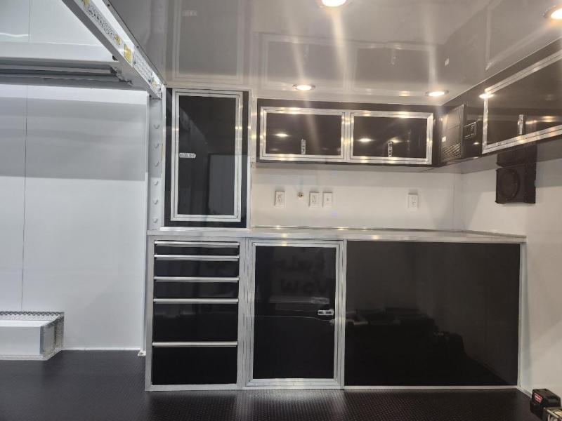 new Car Haulers / Racing Trailers Haulmark  for sale, in Robinson, TX Thumbnail 11