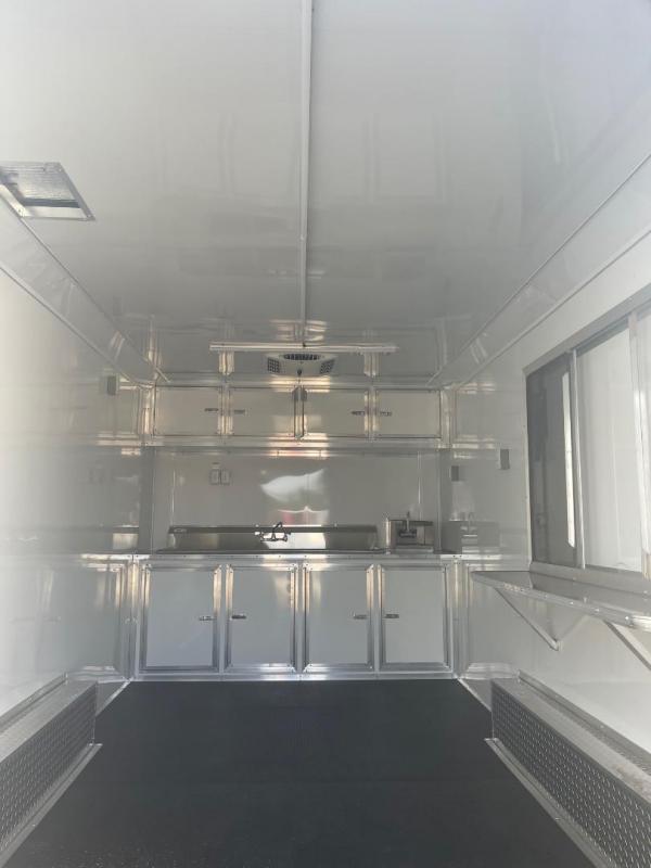 Phil's Concession trailer* Vending / Concession Trailer Enclosed