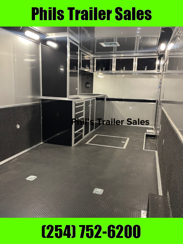 44 Haulmark ENCLOSED TRAILER EDGE PRO Car / Racing Trailer Enclosed
