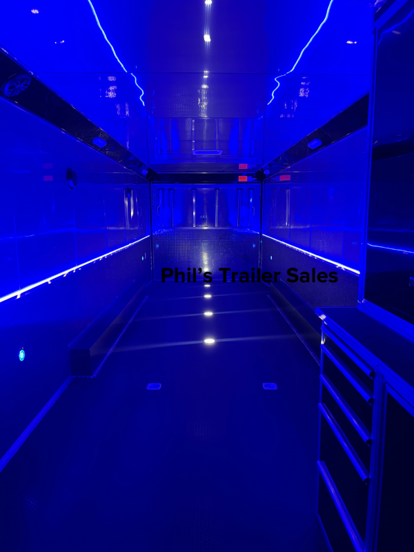 34' Haulmark EDGE PRO ELECTRIC AWNING Hydraulic Car / Racing Trailer