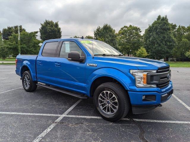 2019 Ford XLT 4WD SuperCrew 5.5' Box Truck 2019 Ford XLT 4WD SuperCrew 5.5' Box Truck