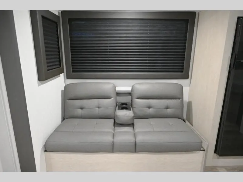 used Travel Trailers Shasta i-5 Edition for sale, in Decatur, IN Thumbnail 9