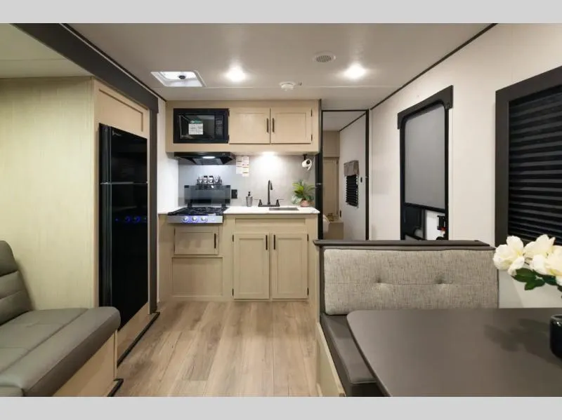 new Travel Trailers Shasta i-5 Edition for sale, in Decatur, IN Thumbnail 8