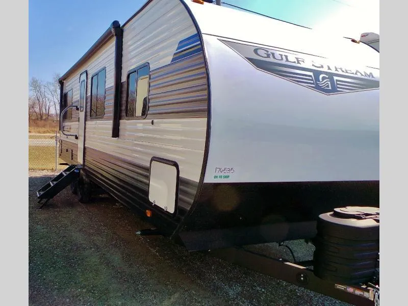 used Travel Trailers Gulf Stream Conquest Ultra Lite for sale, in Decatur, IN Thumbnail 3