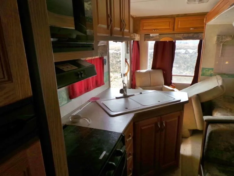 used Fifth Wheel Trailers Gulf Stream MAKO for sale, in Decatur, IN Thumbnail 17