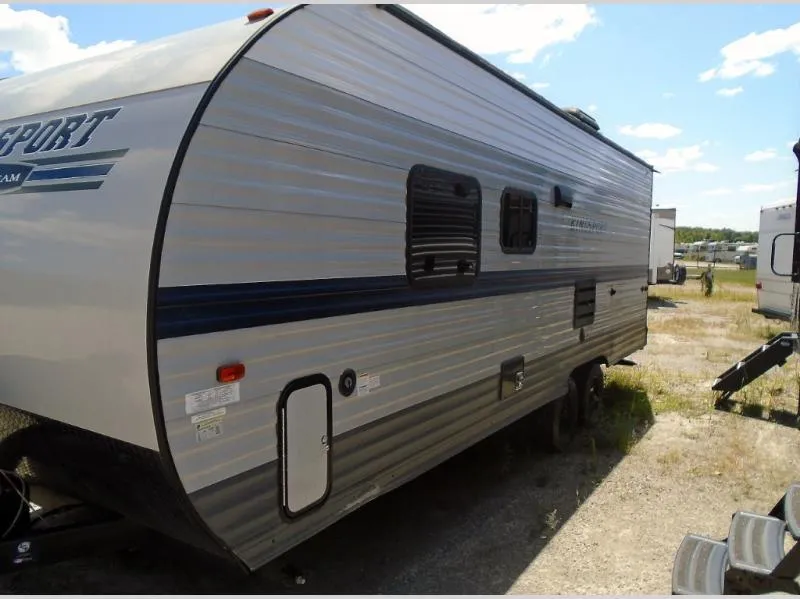 used Travel Trailers Gulf Stream Kingsport for sale, in Decatur, IN Thumbnail 2