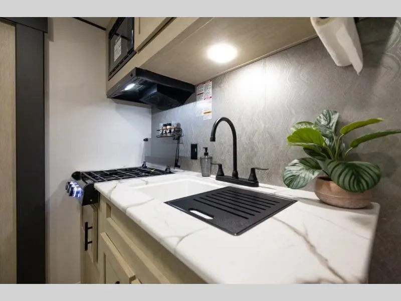 used Travel Trailers Shasta i-5 Edition for sale, in Decatur, IN Thumbnail 18