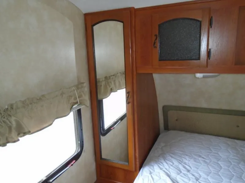 used Travel Trailers Coachmen Freedom Express LTZ for sale, in Decatur, IN Thumbnail 19