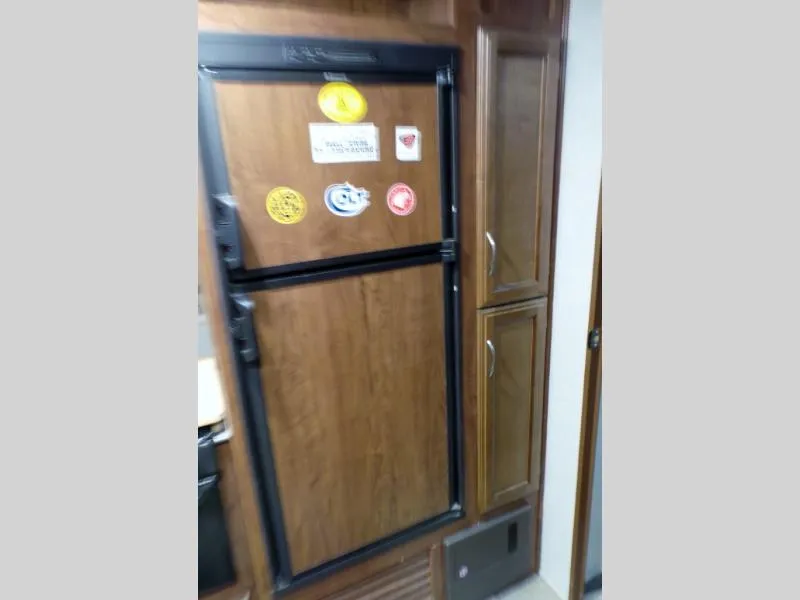 used Travel Trailers Coachmen Freedom Express for sale, in Decatur, IN Thumbnail 9