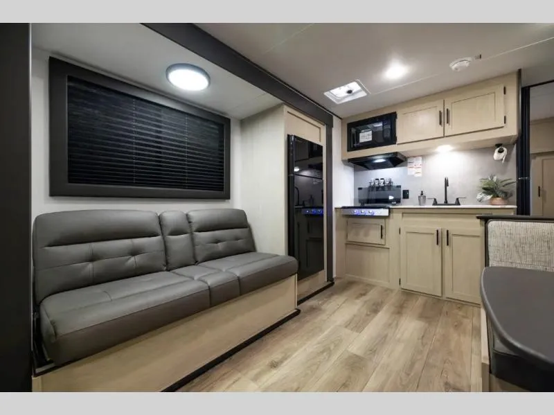 new Travel Trailers Shasta i-5 Edition for sale, in Decatur, IN Thumbnail 17