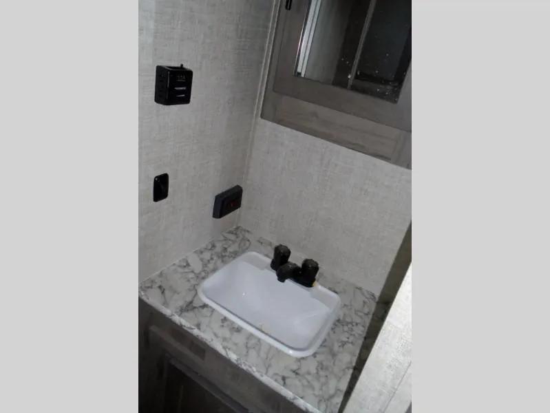 used Travel Trailers Gulf Stream Kingsport for sale, in Decatur, IN Thumbnail 13