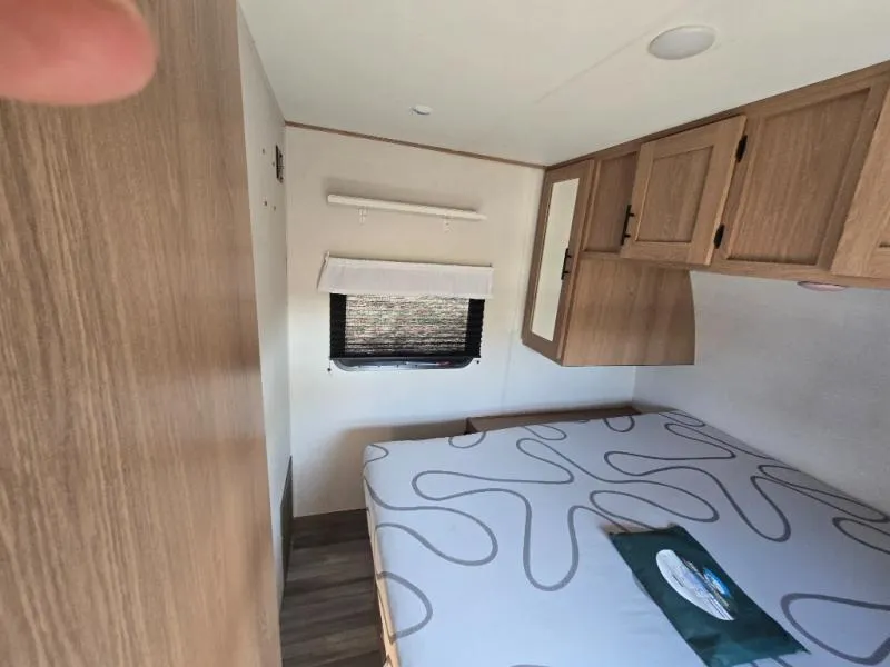 used Travel Trailers Prime Time Avenger for sale, in Decatur, IN Thumbnail 13