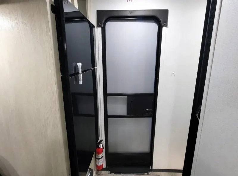 used Travel Trailers Shasta Compact for sale, in Decatur, IN Thumbnail 6