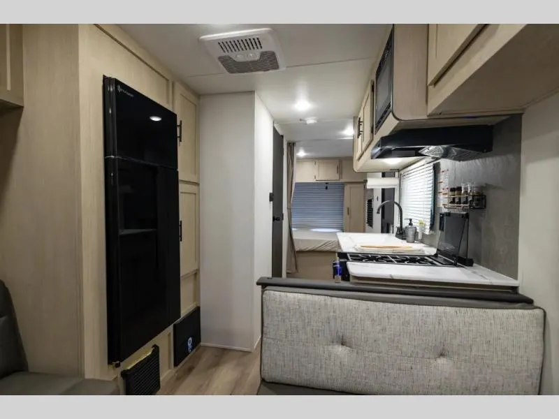 used Travel Trailers Shasta i-5 Edition for sale, in Decatur, IN Thumbnail 15