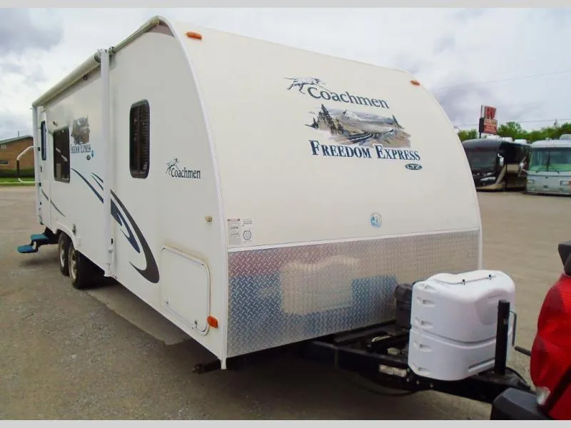 2011 Coachmen RV 246RKS