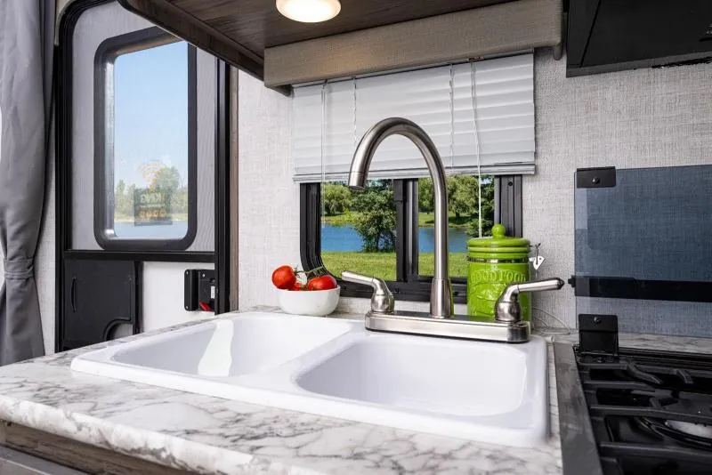 used Travel Trailers Gulf Stream Envision SVT for sale, in Decatur, IN Thumbnail 12