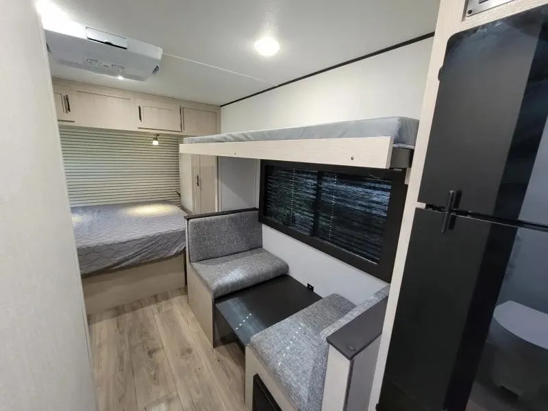 used Travel Trailers Shasta Compact for sale, in Decatur, IN Thumbnail 5