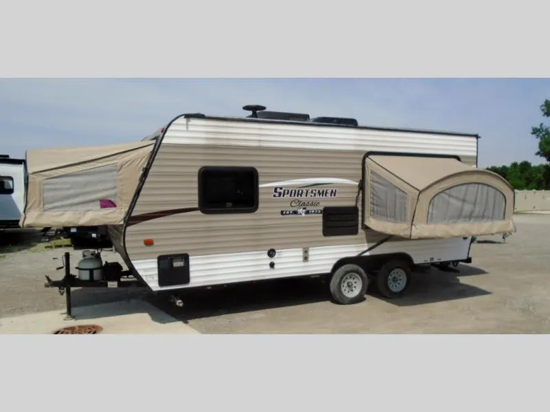 used Travel Trailers Kz Sportsmen Classic for sale, in Decatur, IN Thumbnail 3