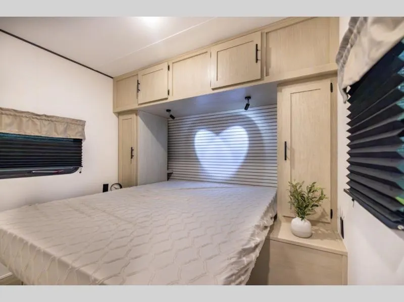 used Travel Trailers Shasta i-5 Edition for sale, in Decatur, IN Thumbnail 6