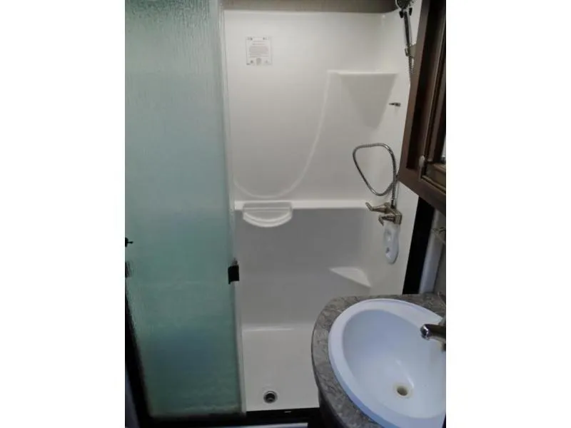 used Travel Trailers Heartland RV Bighorn Traveler for sale, in Decatur, IN Thumbnail 27