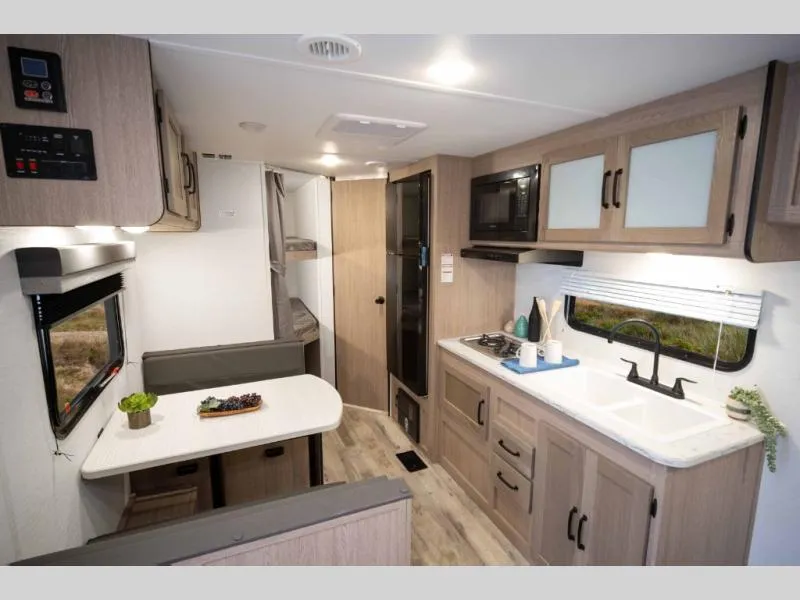 new Travel Trailers Gulf Stream Ameri-Lite Super Lite for sale, in Decatur, IN Thumbnail 6