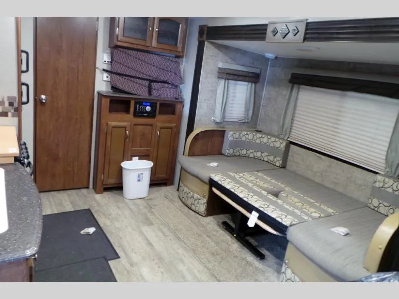 used Travel Trailers Coachmen Freedom Express for sale, in Decatur, IN Thumbnail 20