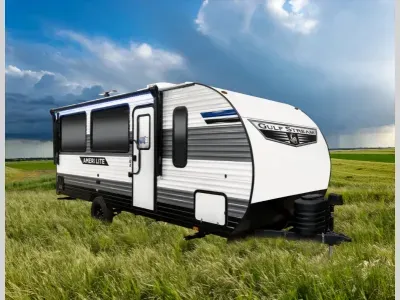2025 Gulf Stream RV 228SB