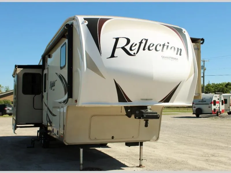 2016 Grand Design 318RST