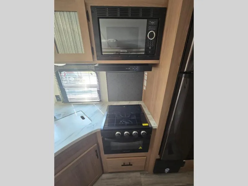 used Travel Trailers Prime Time Avenger for sale, in Decatur, IN Thumbnail 20