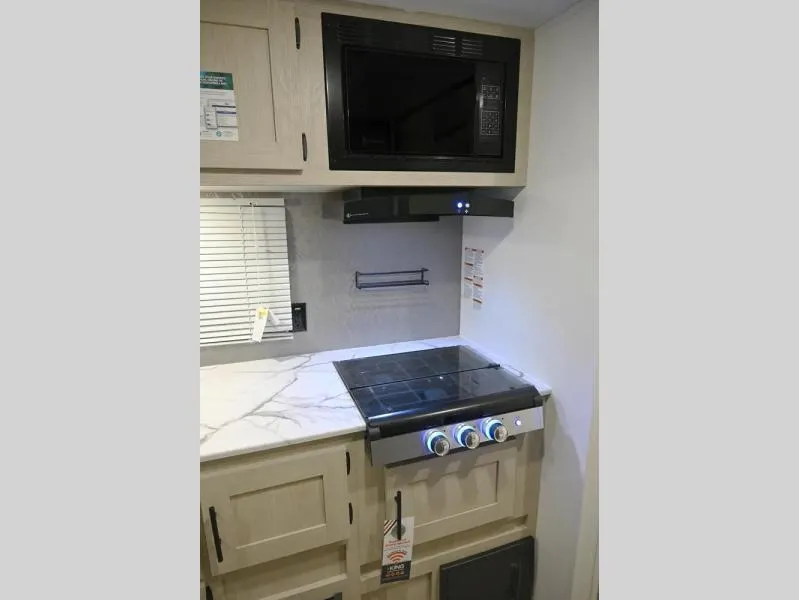 used Travel Trailers Shasta i-5 Edition for sale, in Decatur, IN Thumbnail 13