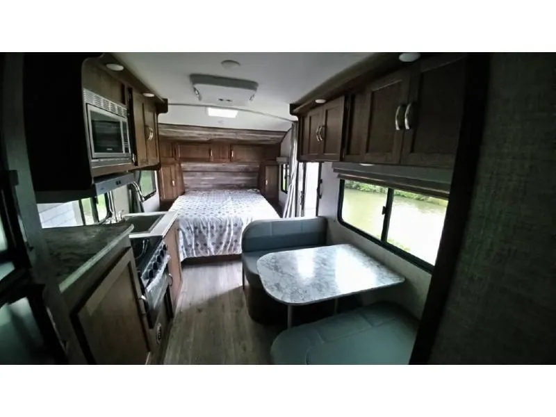 used Travel Trailers Gulf Stream Vista Cruiser for sale, in Decatur, IN Thumbnail 11